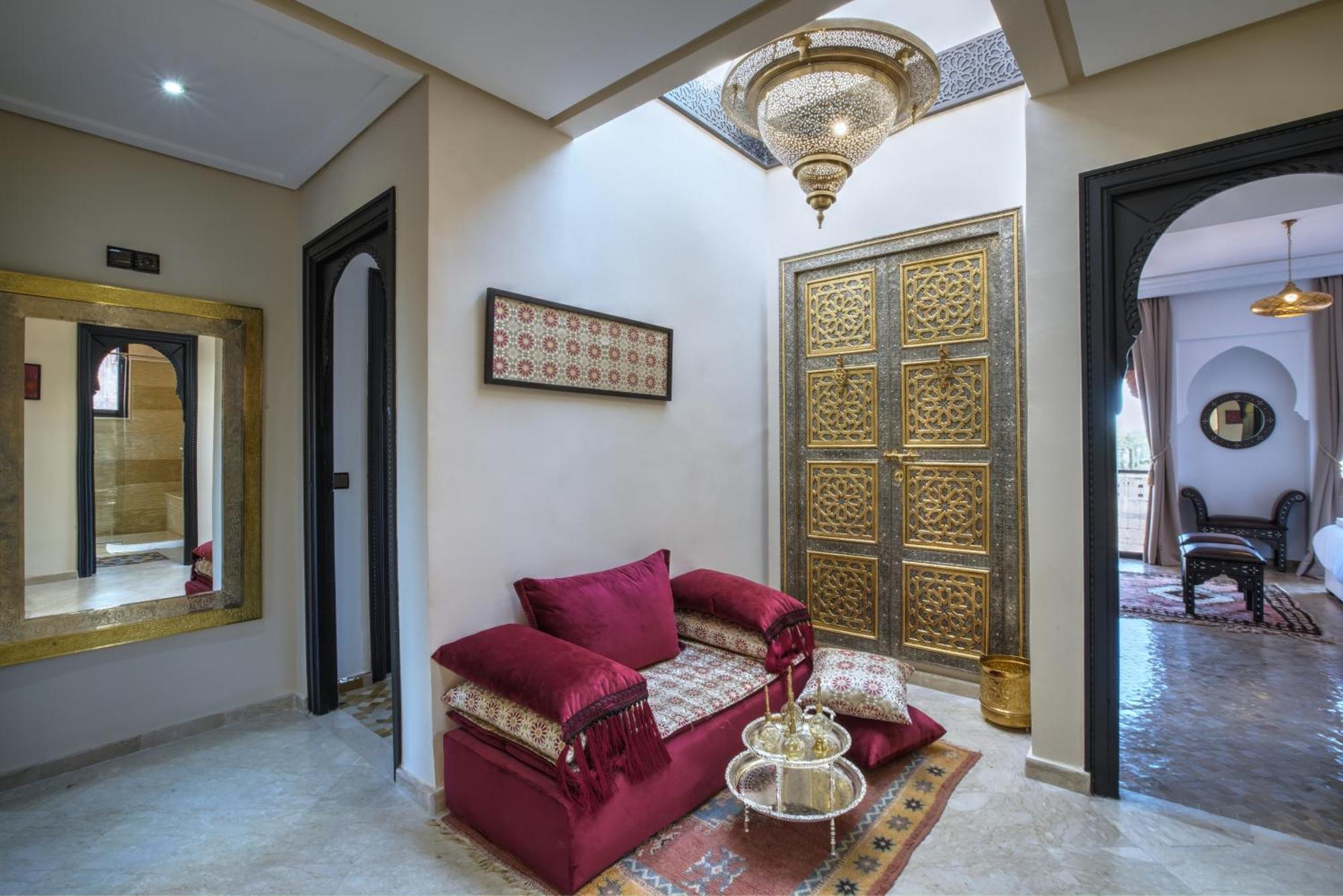 Akadia Luxurious With Private Swimming Pool Villa *
